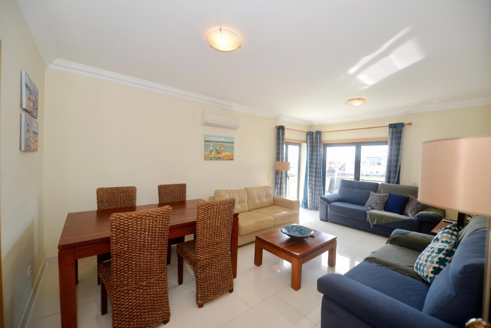 Pebble - 1 Bedroom Apartment Sleeps 5 With Pool & Tennis Court São Martinho do Porto Dış mekan fotoğraf