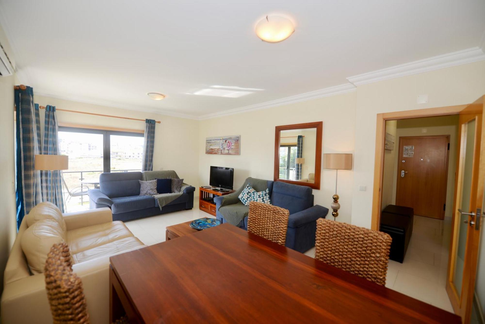 Pebble - 1 Bedroom Apartment Sleeps 5 With Pool & Tennis Court São Martinho do Porto Dış mekan fotoğraf