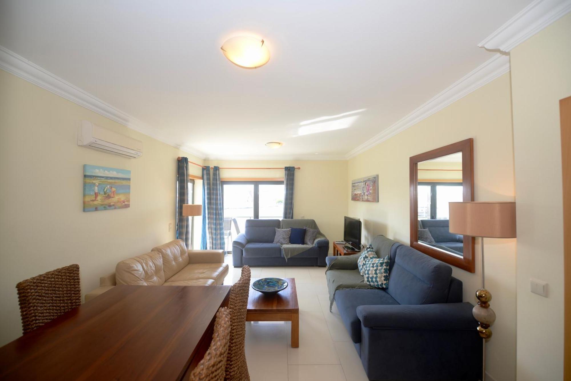 Pebble - 1 Bedroom Apartment Sleeps 5 With Pool & Tennis Court São Martinho do Porto Dış mekan fotoğraf